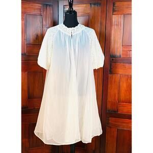 Vintage 1950’s Vanity Fair Peignoir Duster